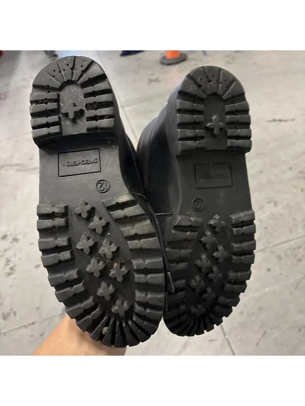 Crazy Y2K grunge, sketchers combat boots.